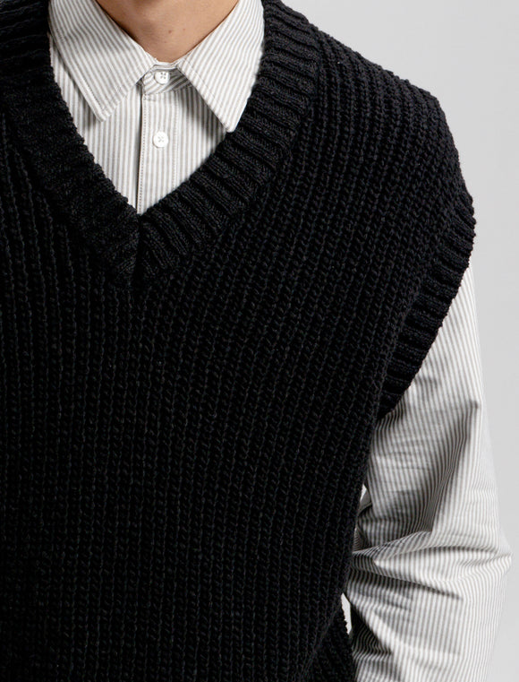 Knitted Vest - Black