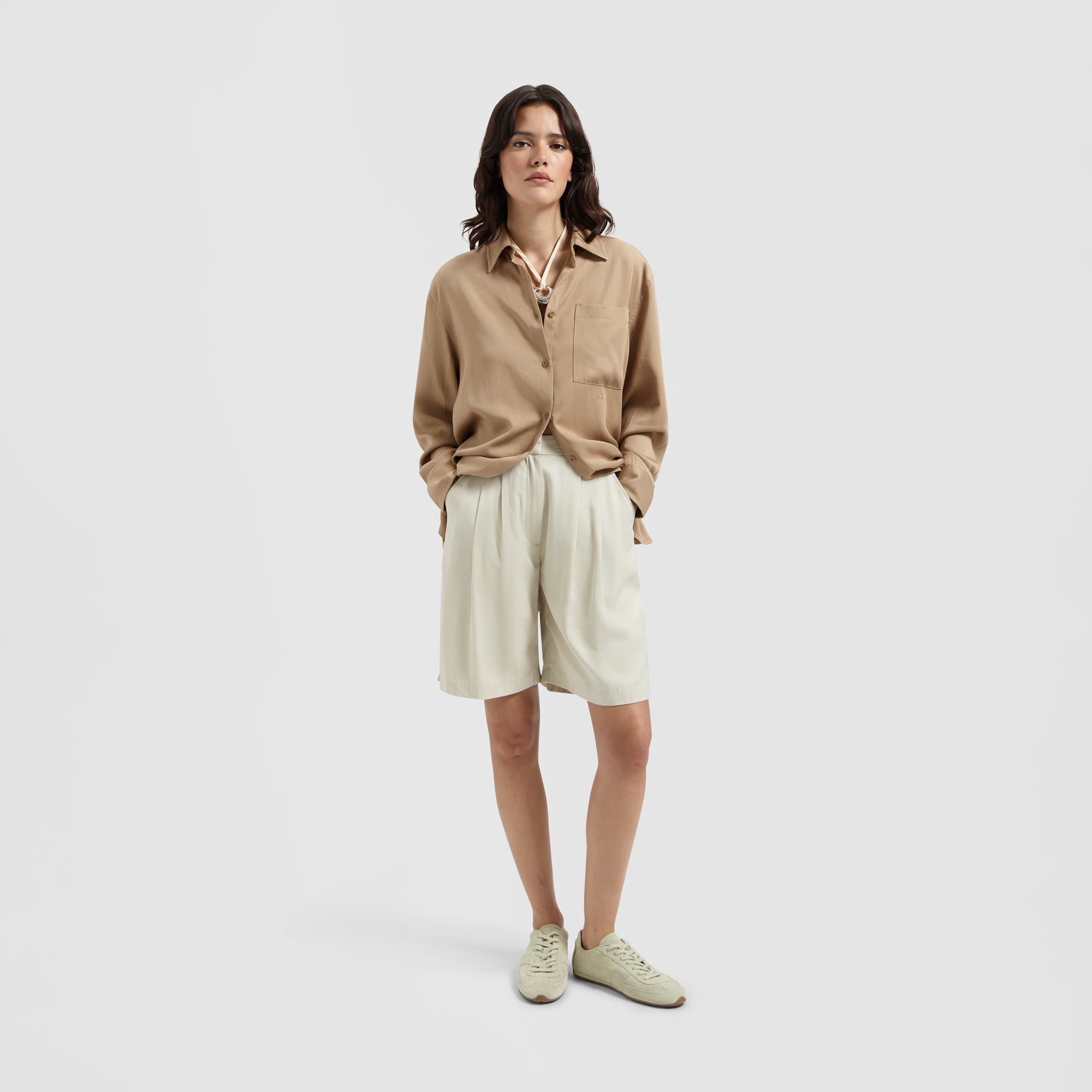 Tailored Shorts - Khaki