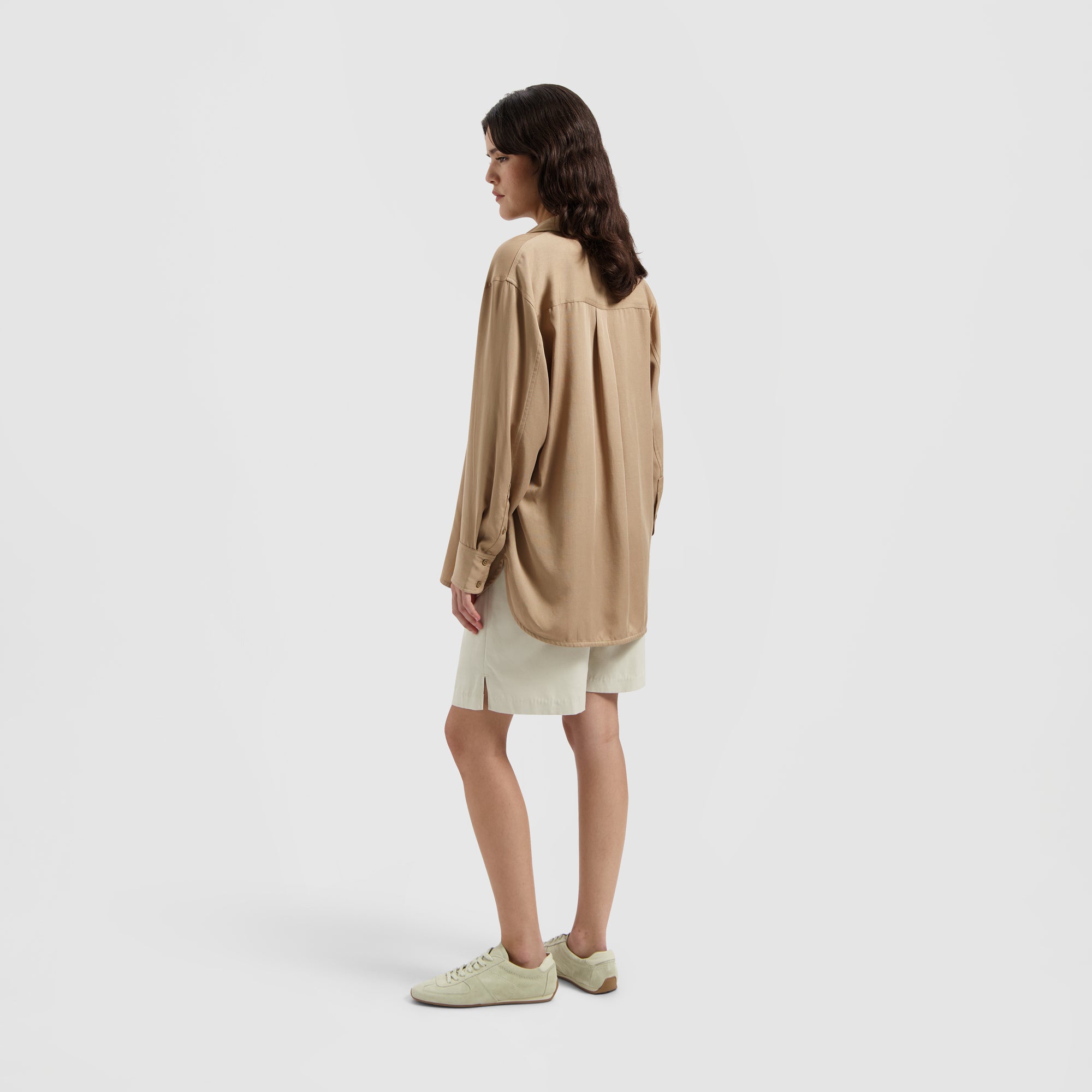 Tailored Shorts - Khaki